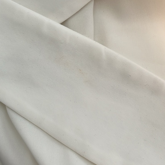 NWT — BIEGE & COCO — White Straight Legged Pant w/ adjustable belt - Picture 6 of 6